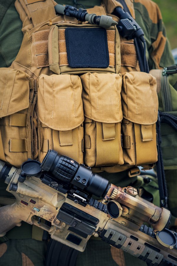 Comment choisir le gilet tactique idéal : caractéristiques et accessoires à prendre en compte